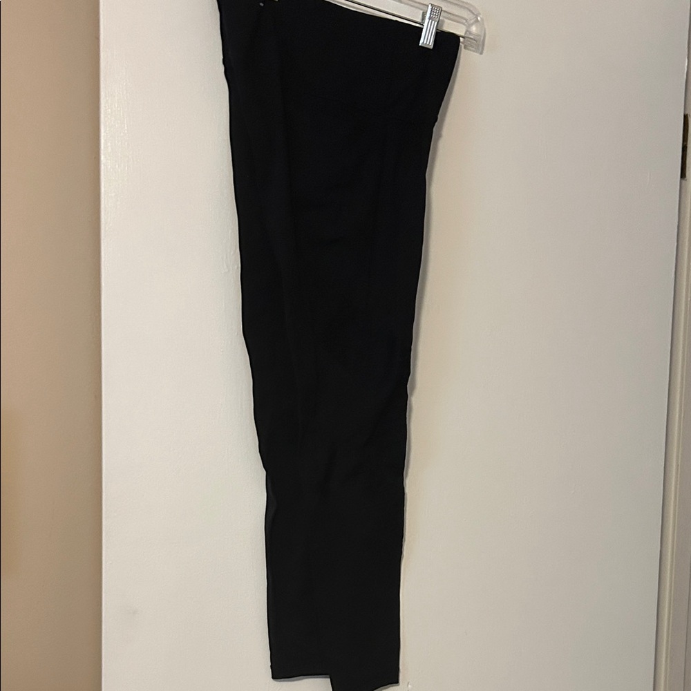 Chic Black High-Waisted leggings